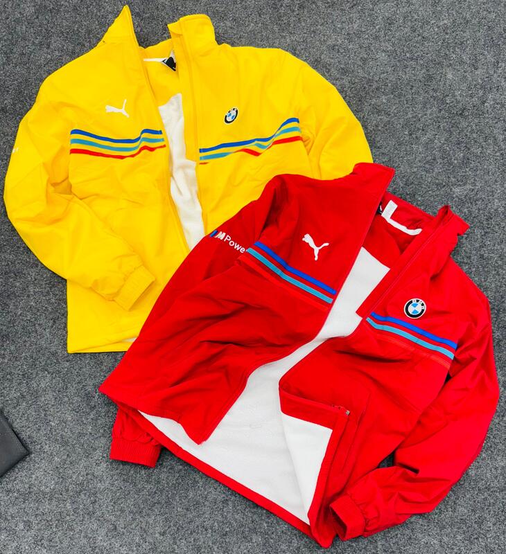 Upper jackets Upper jackets